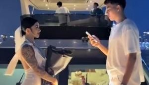 结束六年爱情长跑！上海后卫李添荣向女友求婚成功！