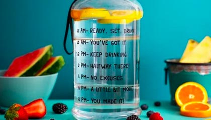 米神这球漂亮！米特里策左侧任意球直接破门，技惊四座梅开二度